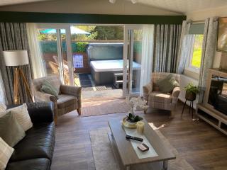 Longstone Lodge - Morpeth - 1