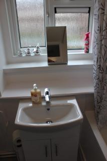 2 bedroom entire flat 2 minutes from underground - Londra - 3