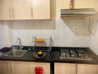 Kilimani Studio near Yaya Centre - Nairobi - 5