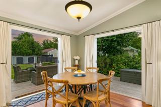 Historic Charm in Greytown - Cosy Kowhai Cottage - Greytown - 5