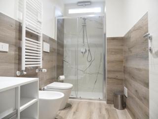 IHost Luxury - Neg roli 8 - Milan - 1
