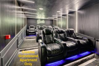 Swish Luxury Holiday Apartments - 0