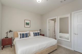 Cozysuites Music Row Stylish 2BR-free parking 14 - Nashville - 1