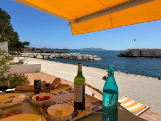 Horizon Bleu Bandol : appartement pieds dans l’eau - Bandol - 0