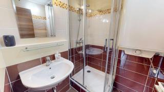 Kamzik Apartment with Mountain View & Garage DONOVALY - 3