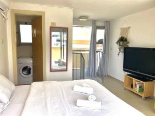 Two Bedrooms Duplex Apartment l Bugrashov Street l by Bookiz - Tel Aviv - 3