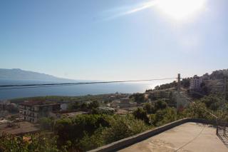 Oceanfront Outlook Rooms - Sarandë - 5