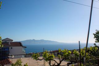 Oceanfront Outlook Rooms - Sarandë - 7