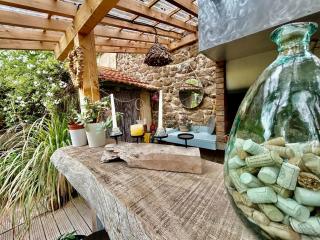 MAISON La BOHEME Jacuzzi - Vias - 7