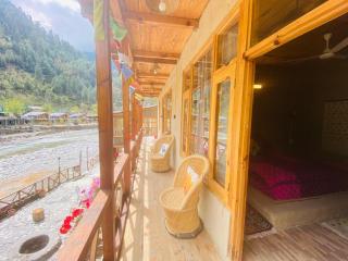 Living Good - A Himalayan Boutique Stay - Gushaini - 2