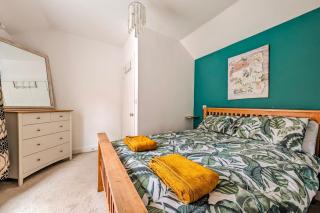 Town Centre House for 6 Guests - 3