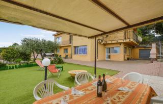 3 Bedroom Amazing Apartment In Imperia - Imperia - 0