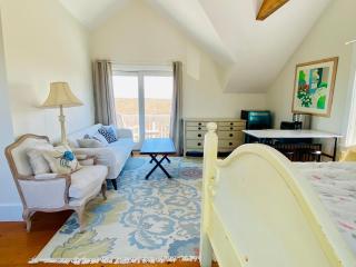 Relaxing guesthouse with pool, stunning views close to beach - Nantucket - 6