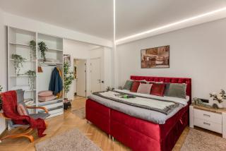 Luxury Penthouse - 2 BR Jacuzzi Apart near Grand Hotel at Universitate - 0