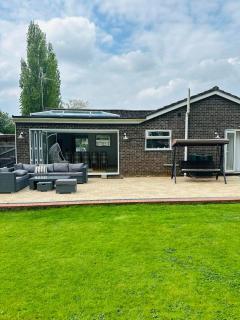 "Tranquil Village Hideaway Bungalow"near Kings Lynn - Kings Lynn - 3