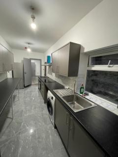 Luxurious En-Suite Room 6 - Manchester - 7