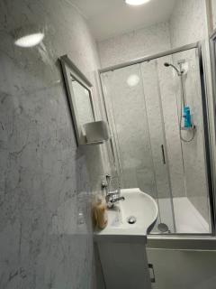 Luxurious En-Suite Room 6 - Manchester - 6
