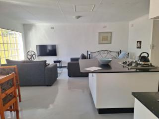 Siesta Cottage - Howick - 1
