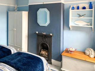 Beachcombers Retreat - Felixstowe - 4