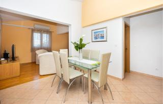 Awesome Home In Katuni Rubici, Prpusa - Šestanovac - 5