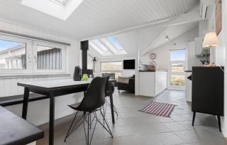Beach Front Home In Hjørring With Sauna - 6