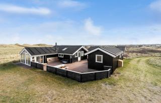 Beach Front Home In Hjørring With Sauna - 1