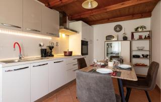 Awesome Home In Barban With Jacuzzi - 7