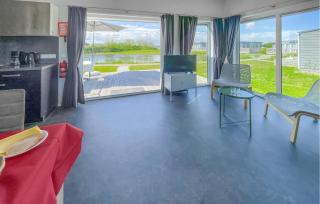 2 Bedroom Awesome Home In Lauwersoog - 4