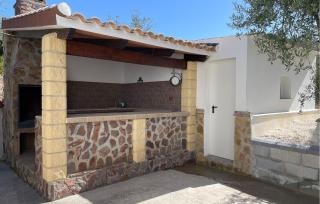 Awesome Home In Montefrío - 1