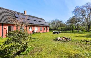 Cozy Home In Østermarie With Kitchen - Østermarie - 2