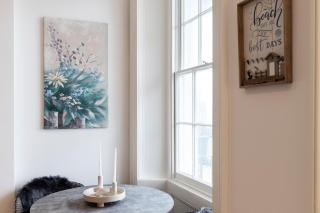 Seaside Bliss - Seafront Apartments - Kent - 4