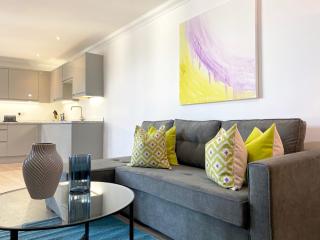 Seaside Bliss - Seafront Apartments - Kent - 6