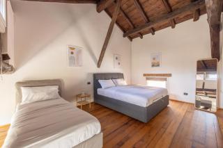 Dimora De' Poeti - 250 Square Meters Attic in the Heart of Bologna - Bolonia - 8