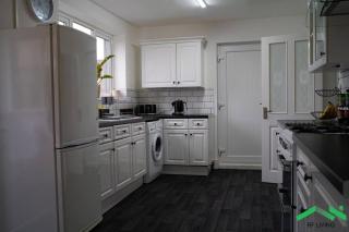 Double Bed - Central Cleethorpes - Fast WiFi - 1 Bedroom in 2 Bedroom House SR1 - Cleethorpes - 4