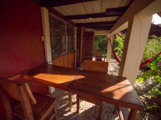 1 bedroom apartment with bay view, 3 blocks from beach and center of San Juan - San Juan del Sur - 8