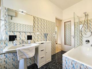 Parking,WiFi, Netflix - Sunny Sea View Haven - Rapallo - 4