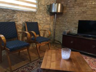 şehir merkezi kaleiçi deniz yakını müthiş lokasyon - 2