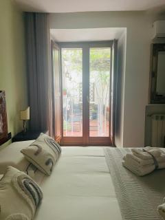Re Gallo Luxury apartment Plebiscito in Via Chiaia - Napels - 2