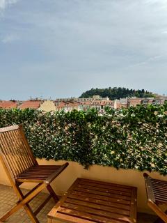 Dernier étage, vue panoramique Colline du Château! - Nice - 3