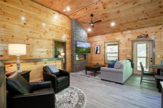 Allure Woods View HotTub Outdoor Dining Games - 1