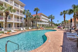 Cozy Beach Condo - Panama City Beach - 5
