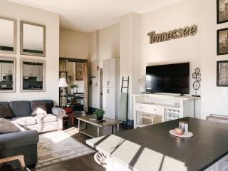 Neyland View Condo - Heart of Downtown Knoxville - 1