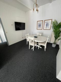 Zentral gelegenes Premium-Apartment mit viel Tageslicht - Amburgo - 5