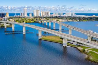 Sunglow Resort Condo Unit #206 - Daytona Beach Shores - 8