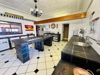 49onMain Self Catering Holiday Home - 6