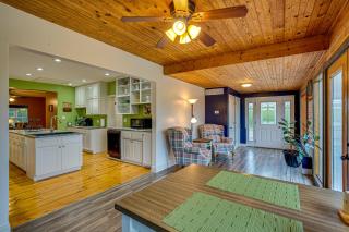Peaceful Perry Home with Patio - Pets Welcome! - Lecompton - 1