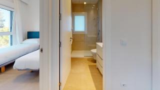 Miltonia by ON Travel - Oliva - 2