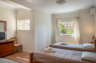 VILAMOURA Two Bedroom Near Praia Falésia - Quarteira - 5