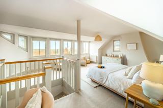 White Horses by Big Skies Cottages - Blakeney - 1