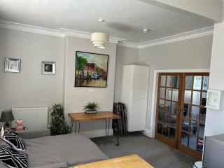 1 bedroom spacious apartment - 6